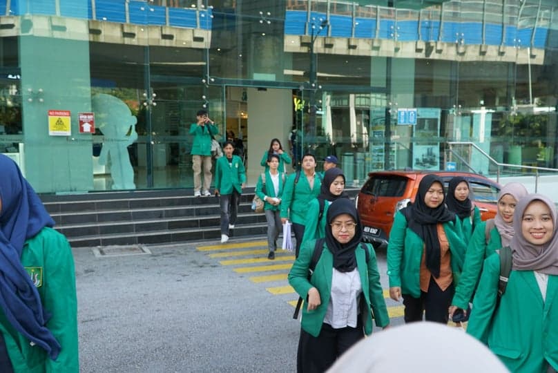 Goes to Malaysia HIMASI 2024 - 6