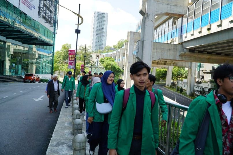 Goes to Malaysia HIMASI 2024 - 9